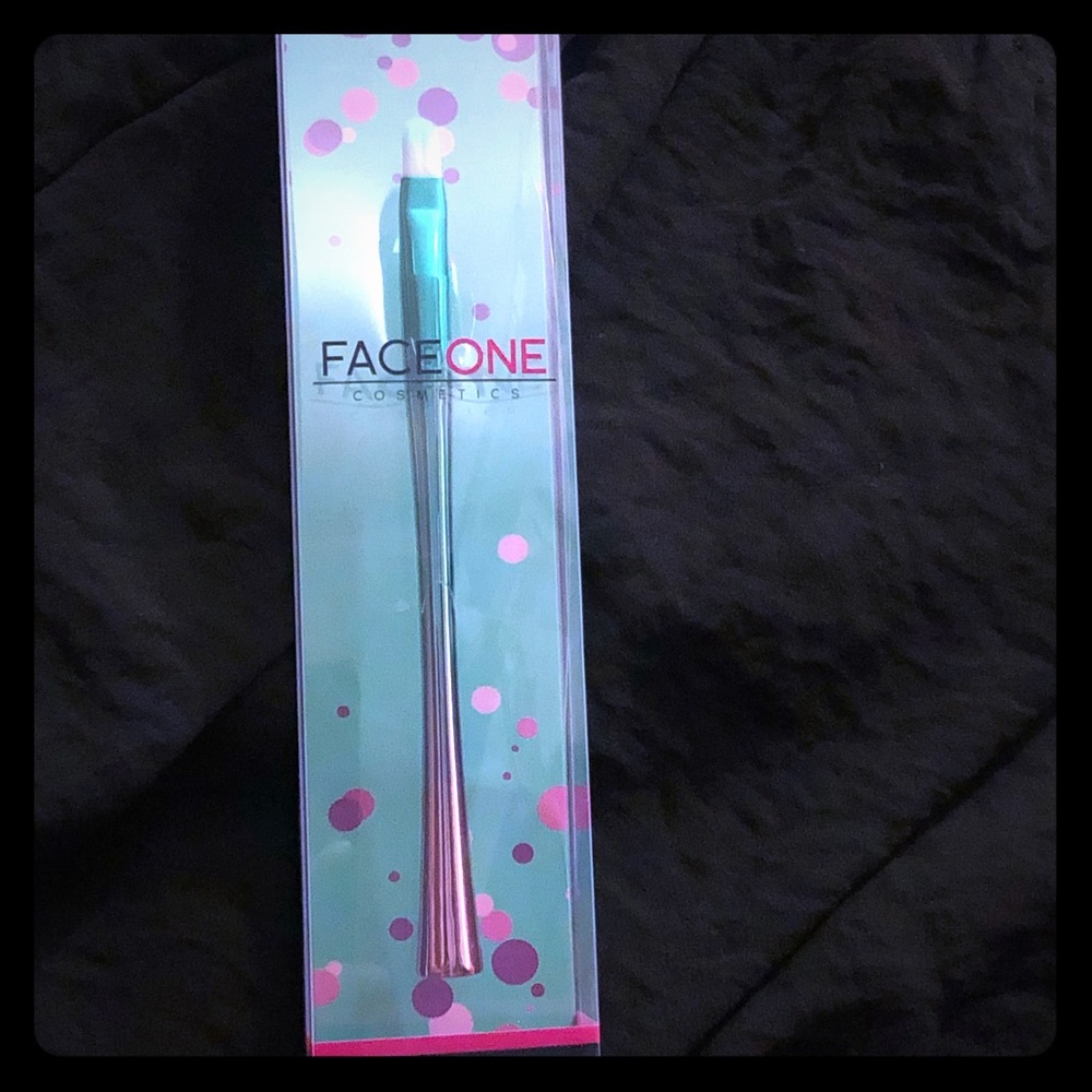 Lip Brush